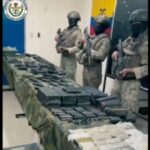 Un arsenal de armas y municiones se encontró dentro de la cárcel Regional 4, en Guayaquil