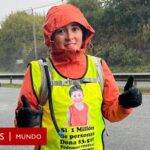 La madre que decidió caminar 1.300 kilómetros en Chile para conseguir un costoso medicamento y salvar a su hijo de una enfermedad grave