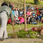 Comuneros sometieron a justicia indígena a presuntos delincuentes en Salasaca, Tungurahua