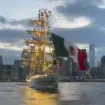 Buque escuela Cuauhtémoc de la Armada de México colisiona con el Puente de Brooklyn
