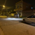 Joven fue asesinado mientras dormía en su cama