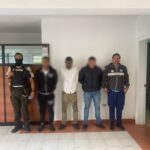 Policía aprehendió a tres presuntos integrantes de un grupo delictivo dedicado al robo de vehículos y tenencia de armas