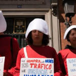 Igualdad denuncia a varias agencias de vientres de alquiler que se publicitan en España pese a estar prohibido