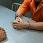 5 procesados por delitos de armas y drogas