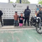 En persecución ininterrumpida fueron aprehendidos dos sujetos en Esmeraldas