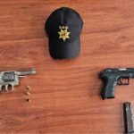 Policía Nacional realiza importante operativo en Pedernales y decomisa armas de fuego