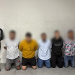En flagrancia, Policía aprehendió a cinco personas por robo a local comercial, en Quito
