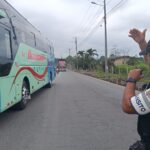 Policía Nacional, continúa realizando controles de tránsito, en los ejes viales de Esmeraldas