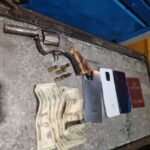 Tres ciudadanos detenidos con arma de fuego