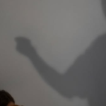 El video que reveló presunto maltrato a niña de 4 años en un jardín; ¿qué dice la profesora?