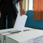 En el exterior, el SÍ gana en tres preguntas de la consulta popular y referéndum 2025