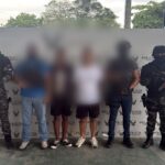 Policía Nacional desarticula célula de «Los Tiguerones» en Esmeraldas: tres aprehendidos, incluyendo a alias “Reny” y “La T”