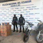 ¡Decomisan dos motocicletas y pirotecnia en Puerto Bolívar!