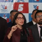 El movimiento Revolución Ciudadana es suspendido por orden de un juez del Tribunal Contencioso Electoral