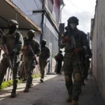 El presidente Noboa emite decreto que establece el toque de queda en cuatro provincias del Ecuador