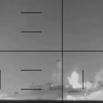 EEUU ha hundido el buque insignia de Irán como en la Segunda Guerra Mundial: así fue el ataque con torpedo desde un submarino