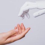 La “piel artificial” basada en grafeno acerca el tacto humano a los robots.