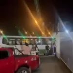 Hombre muere tras ataque armado dentro de bus urbano en Quevedo