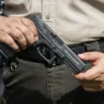 Fiscalía procesa a un servidor policial por presuntas lesiones en Bolívar