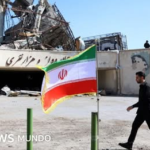 “Nos estamos hundiendo más”: los iraníes se preparan para ataques a la infraestructura civil de su país mientras se acerca la fecha límite de Trump