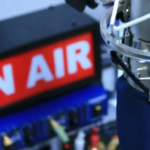 La radio sigue siendo un medio de confianza EN EE.UU. mientras el poder adquisitivo de los hispanos alcanza los 2,7 billones de dólares