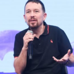 España. Los trabajadores de la Taberna Garibaldi de Pablo Iglesias denuncian jornadas de hasta 14 horas y vulneración de derechos laborales