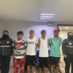Policía Nacional aprehendió a cuatro adolescentes investigados por extorsionar a estudiantes en el sur de Quito