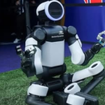 El robot humanoide Atlas sorprende en el Mundial 2026 con las celebraciones más icónicas de Haaland y Harry Kane