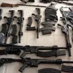 2 procesados por presunto tráfico ilícito de armas cumplen prisión preventiva