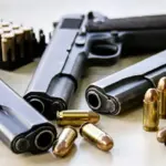 25 años de prisión para 2 personas por tráfico de armas