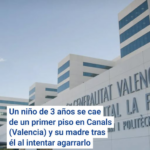 Un niño de 3 años se cae de un primer piso en Canals (Valencia) y su madre tras él al intentar agarrarlo